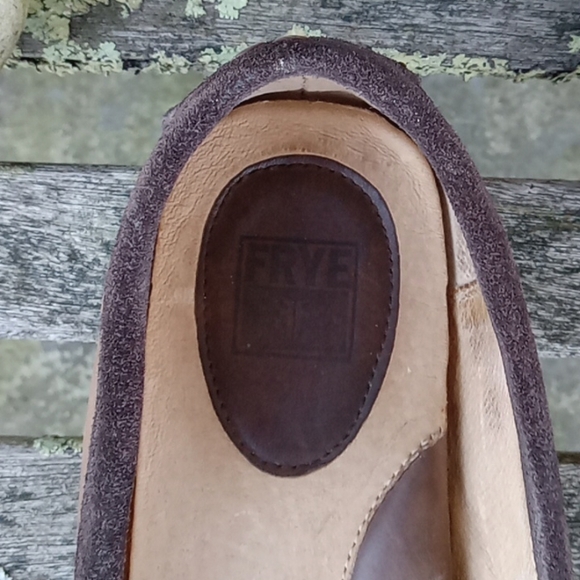 Frye Women's Brown Leather & Suede Slip On Driving Moccasins 9 - Picture 12 of 13